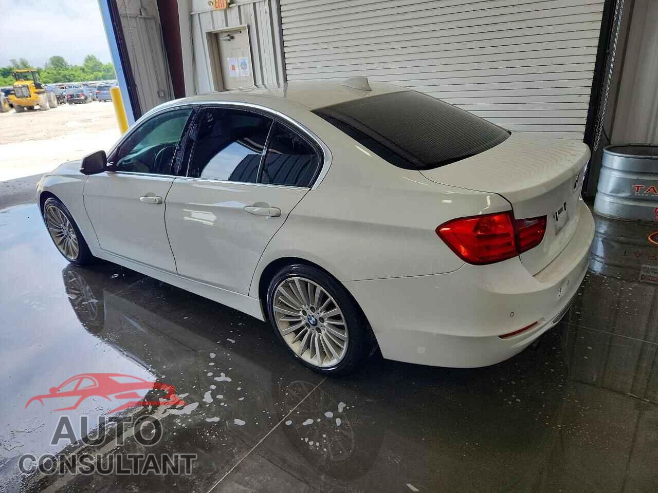 BMW 3 SERIES 2015 - WBA3A5C53FF607933