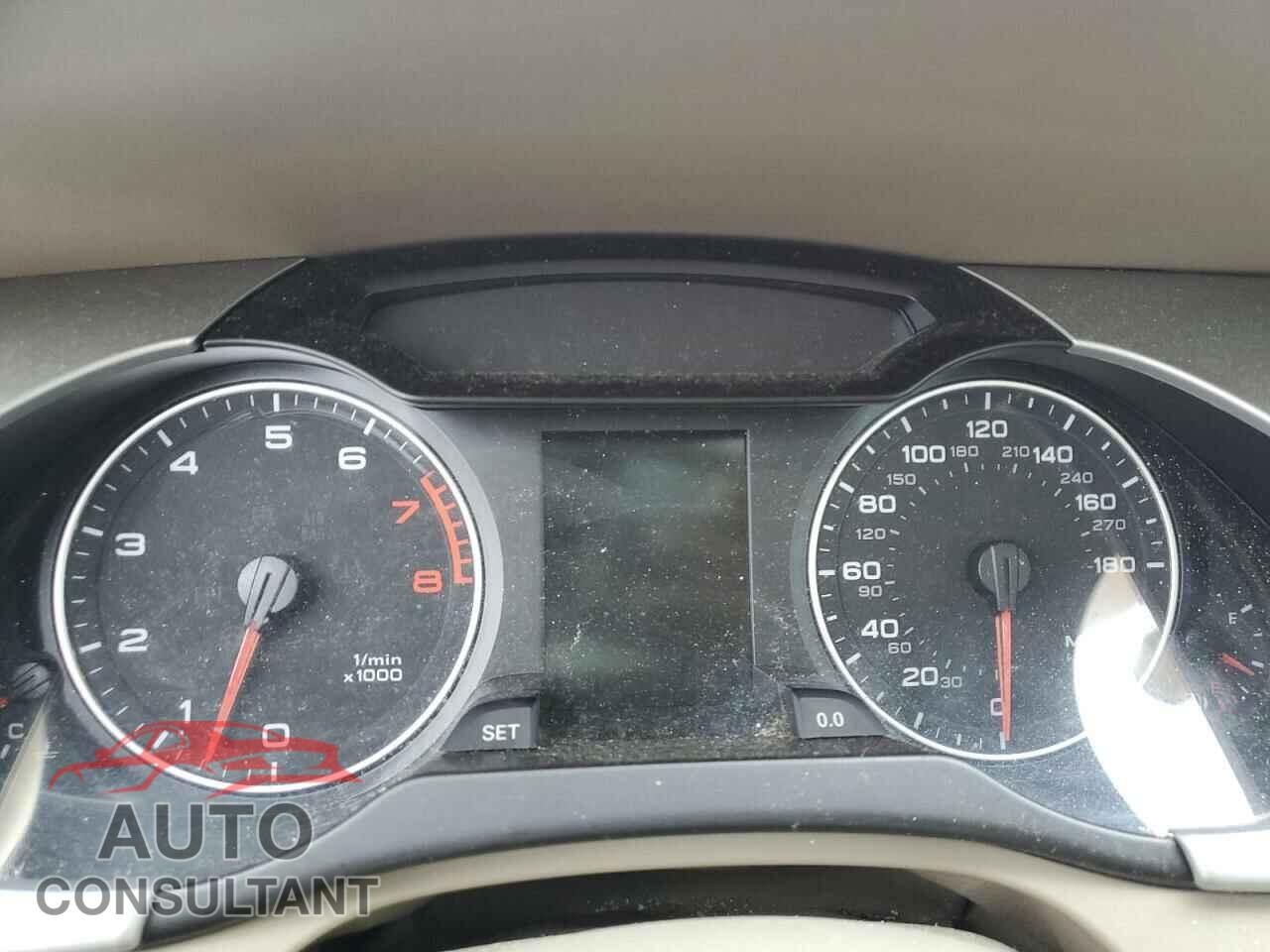 AUDI A4 2011 - WAUDFAFL2BA110257