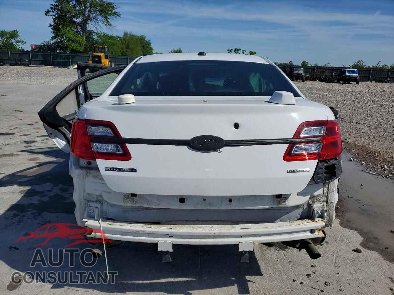 FORD TAURUS 2013 - 1FAHP2L82DG109624