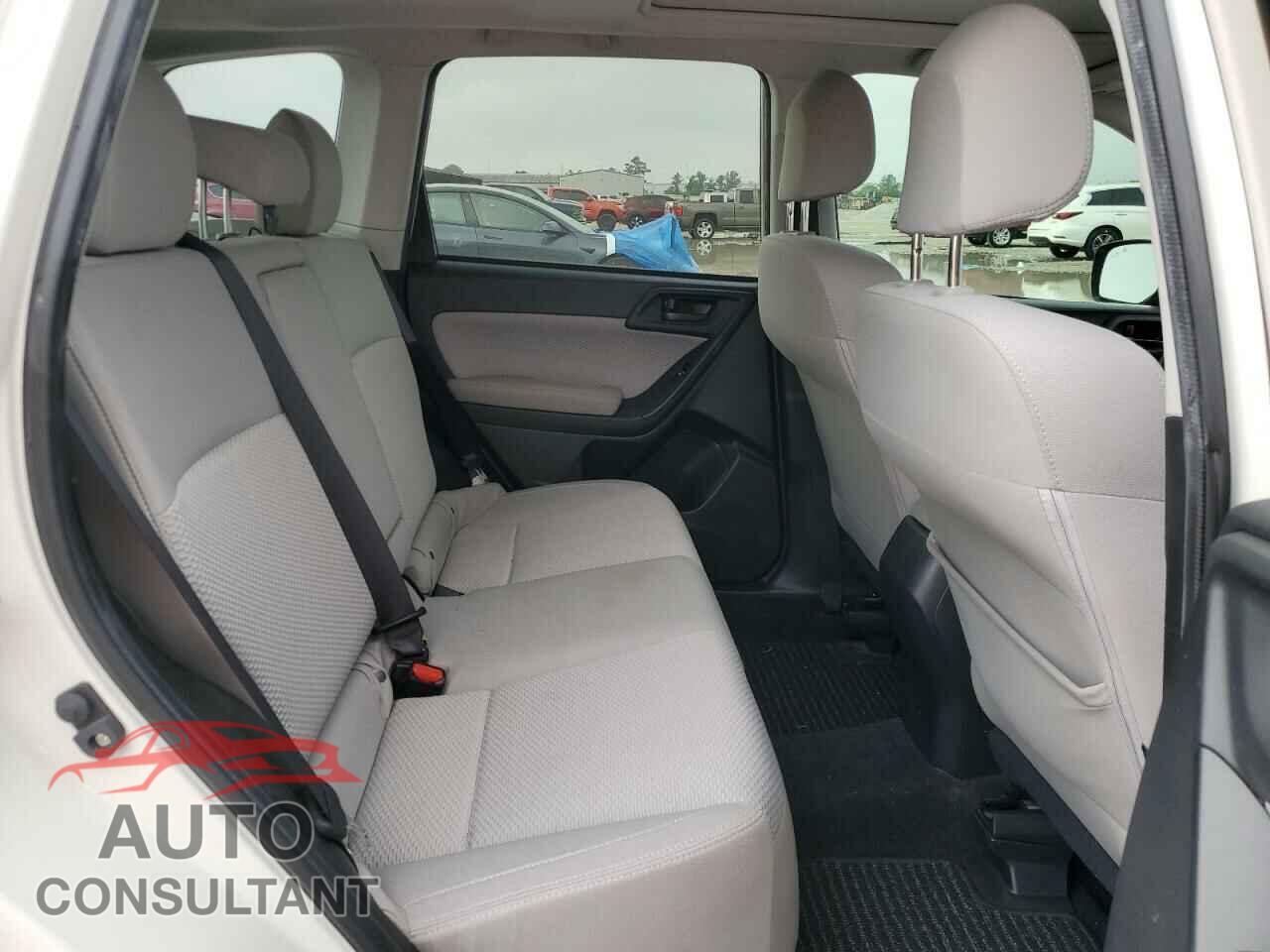 SUBARU FORESTER 2017 - JF2SJAGC4HH576779
