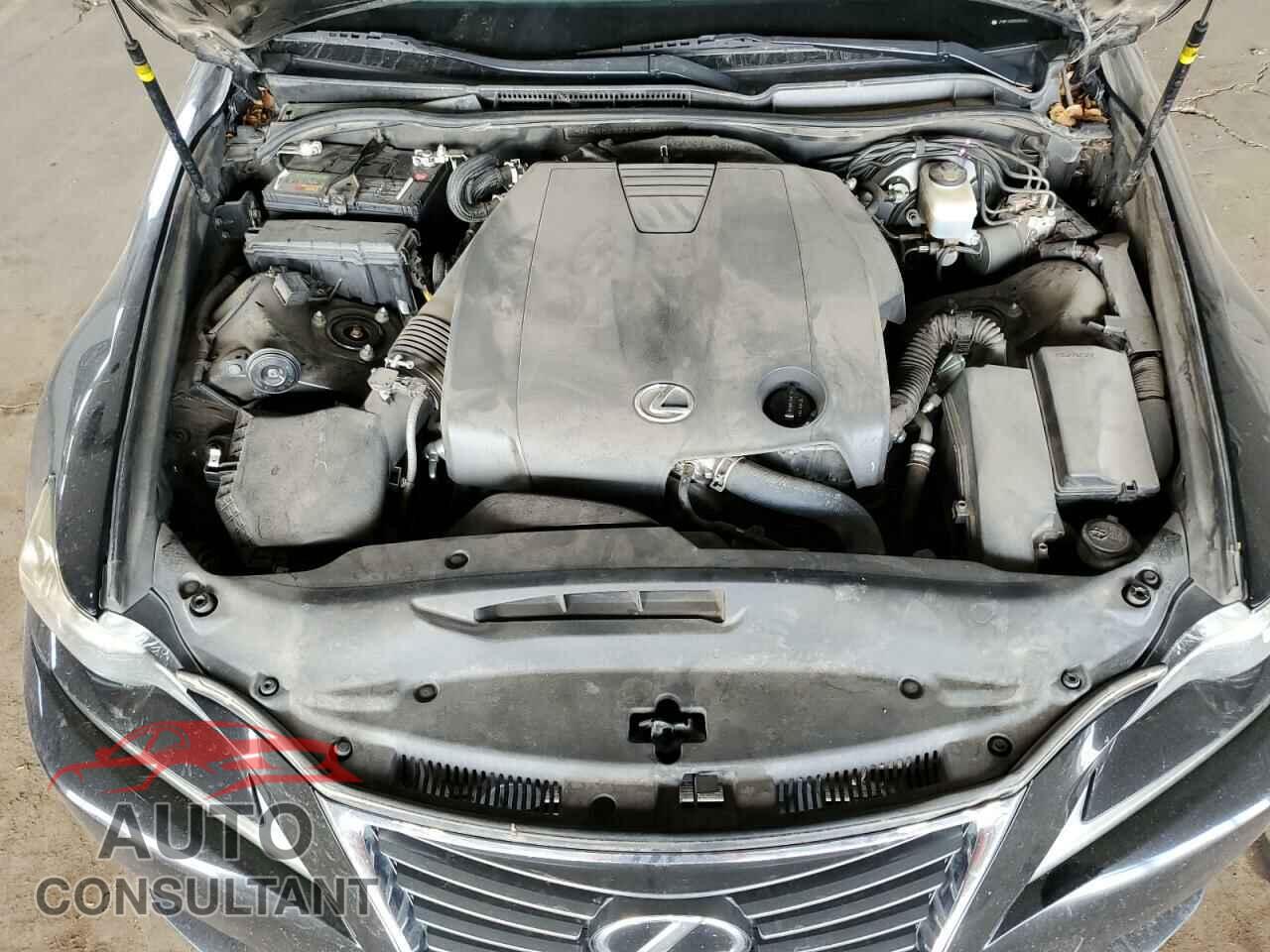 LEXUS IS 2014 - JTHBF1D23E5032636