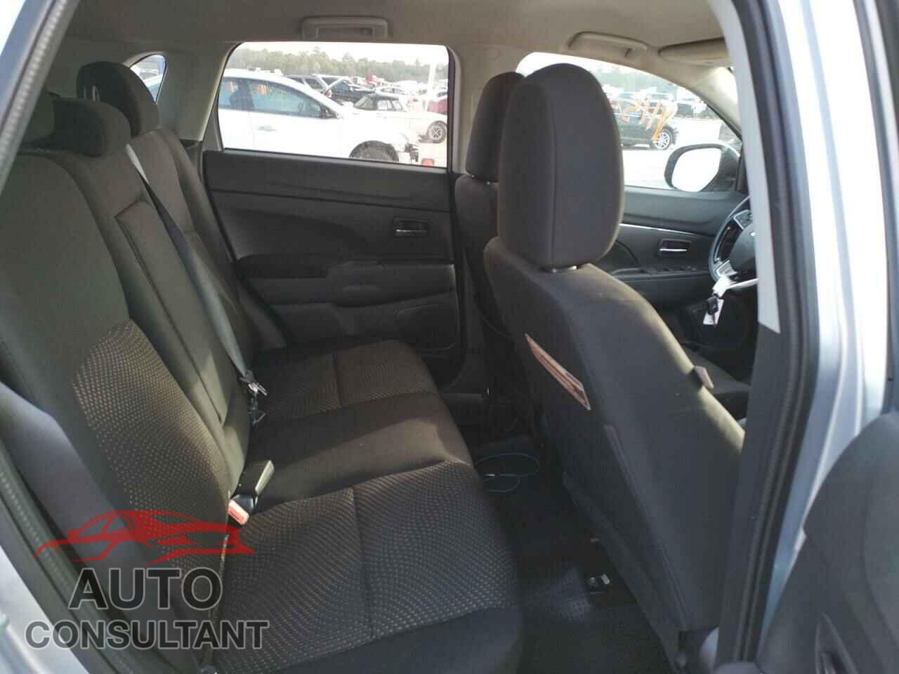 MITSUBISHI OUTLANDER 2016 - JA4AP3AU6GZ063820
