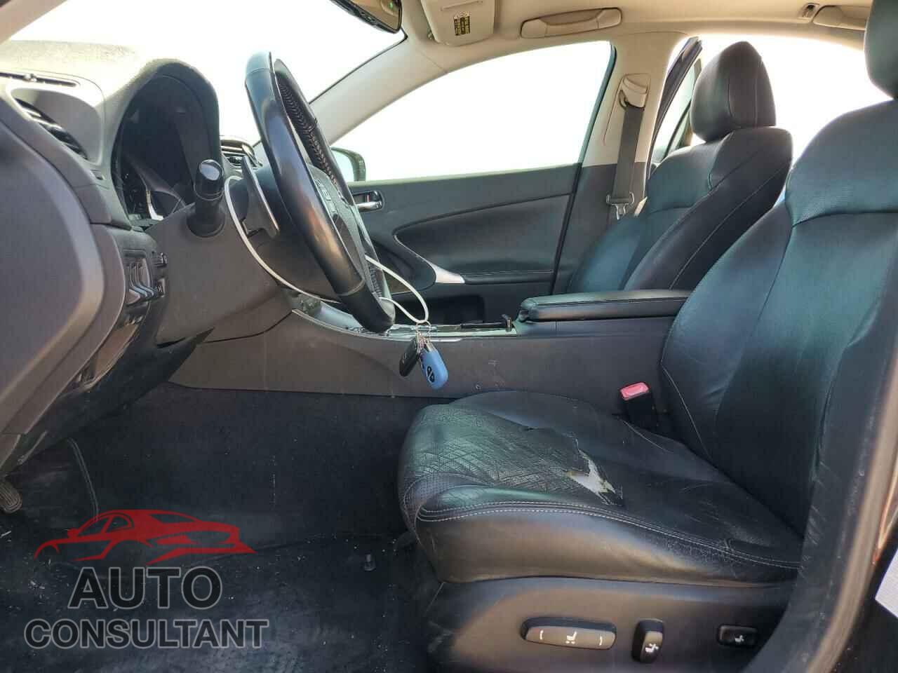 LEXUS IS 2009 - JTHBK262095091888