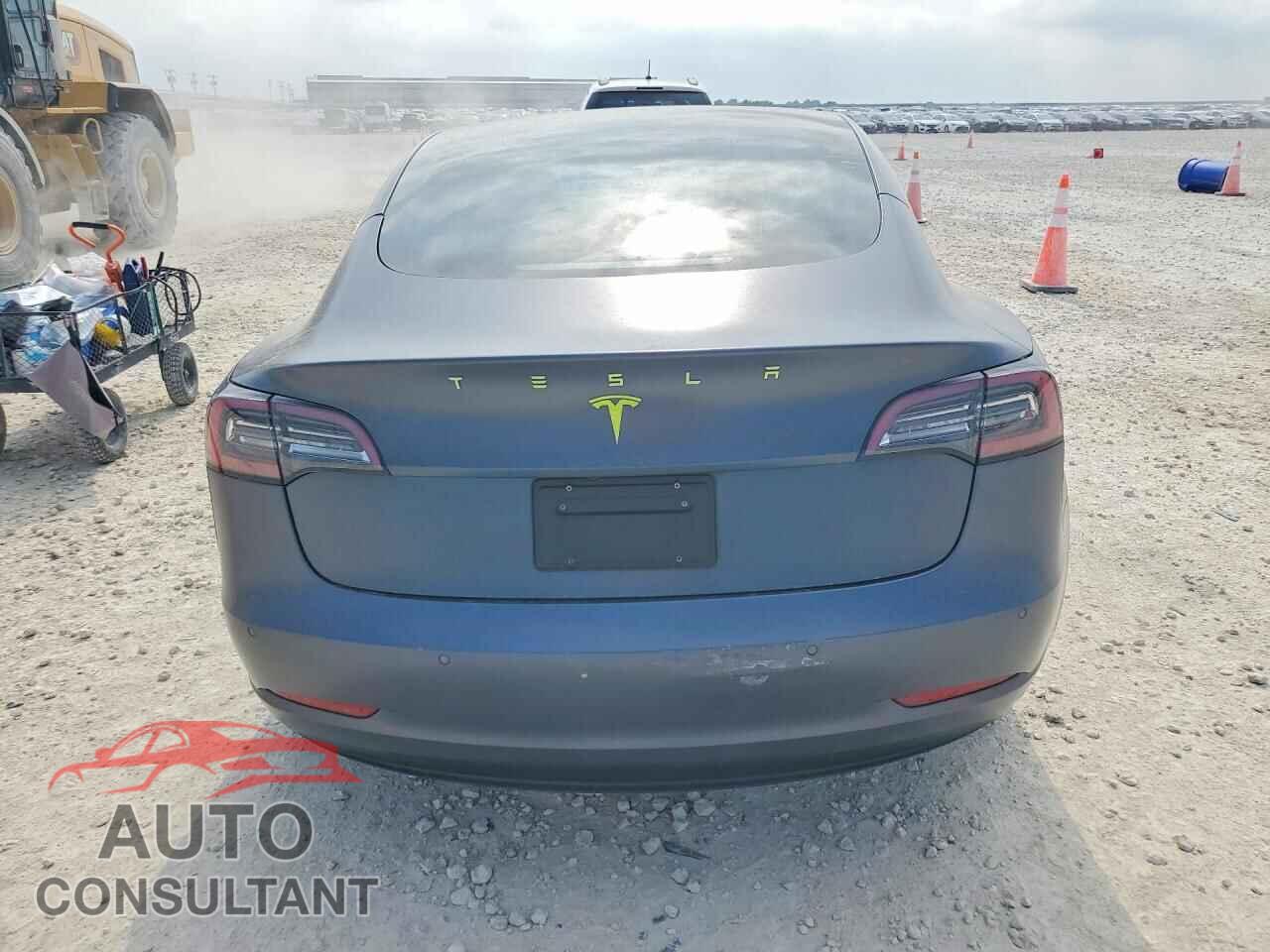 TESLA MODEL 3 2021 - 5YJ3E1EA7MF866856