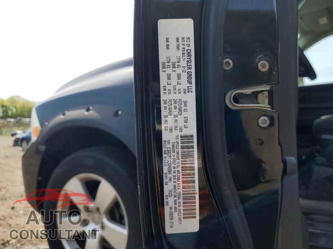DODGE RAM 1500 2012 - 1C6RD7FT1CS242804