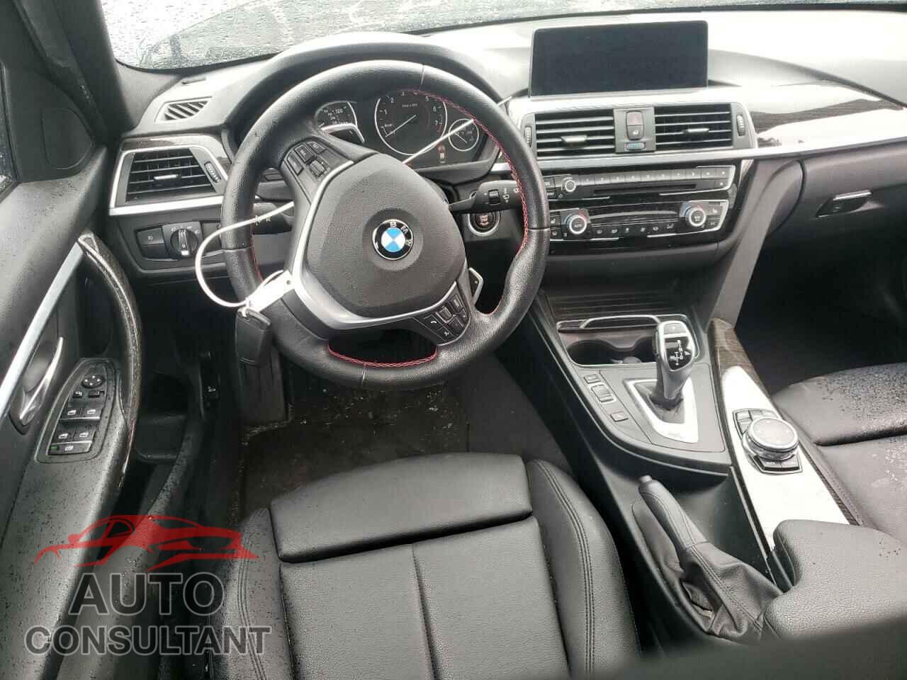 BMW 3 SERIES 2016 - WBA8E3G54GNU00161