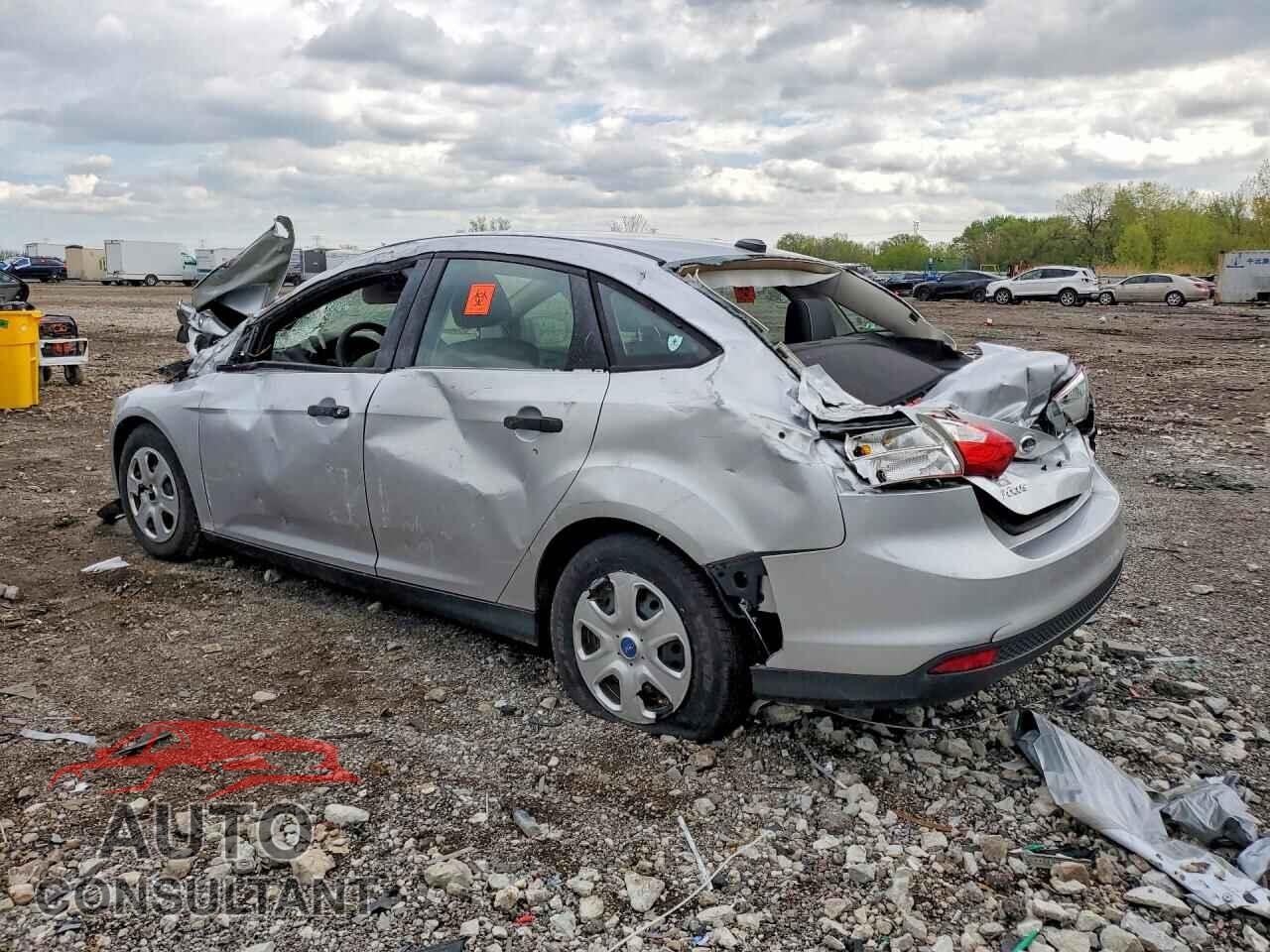 FORD FOCUS 2012 - 1FAHP3E2XCL225464