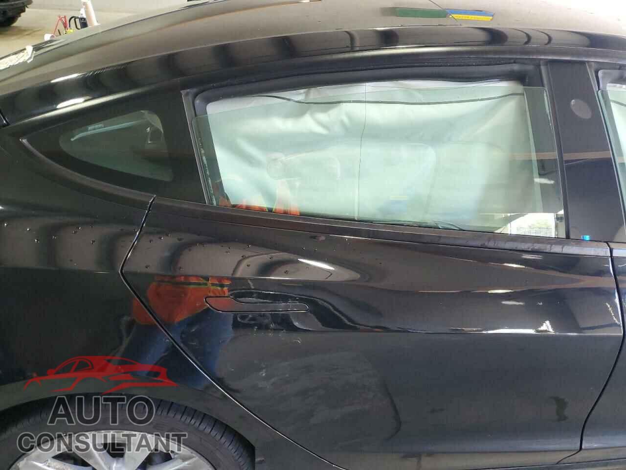 TESLA MODEL 3 2022 - 5YJ3E1EA3NF369630