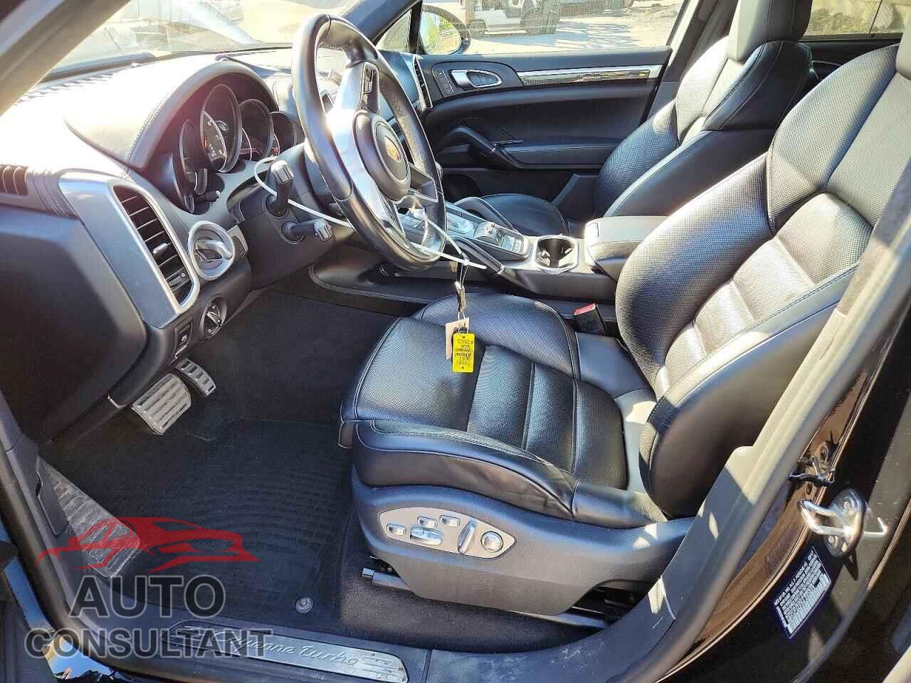 PORSCHE CAYENNE 2017 - WP1AC2A27HLA92823