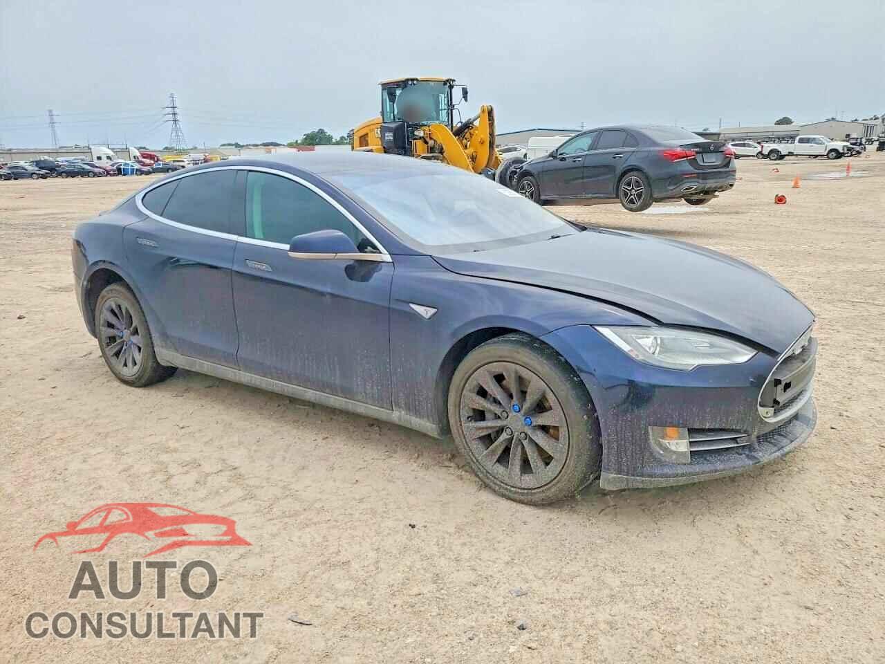 TESLA MODEL S 2013 - 5YJSA1CG2DFP04017