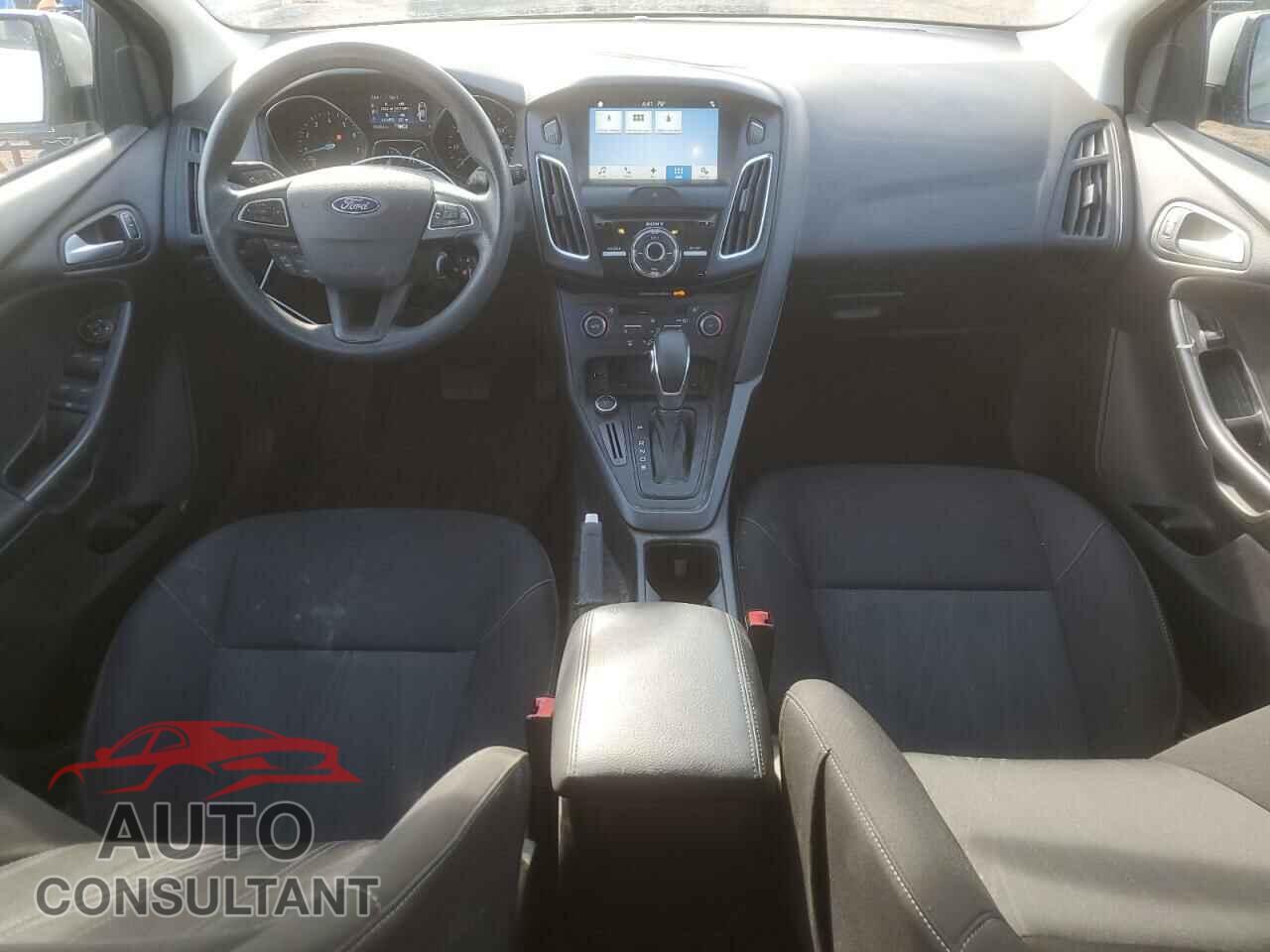 FORD FOCUS 2017 - 1FADP3M29HL319178