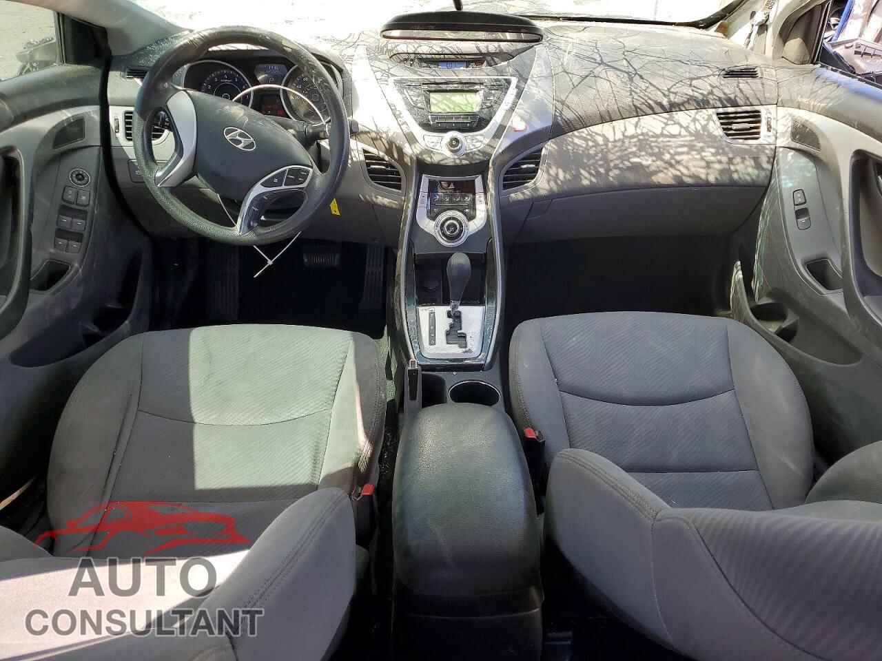 HYUNDAI ELANTRA 2012 - KMHDH4AE2CU367681