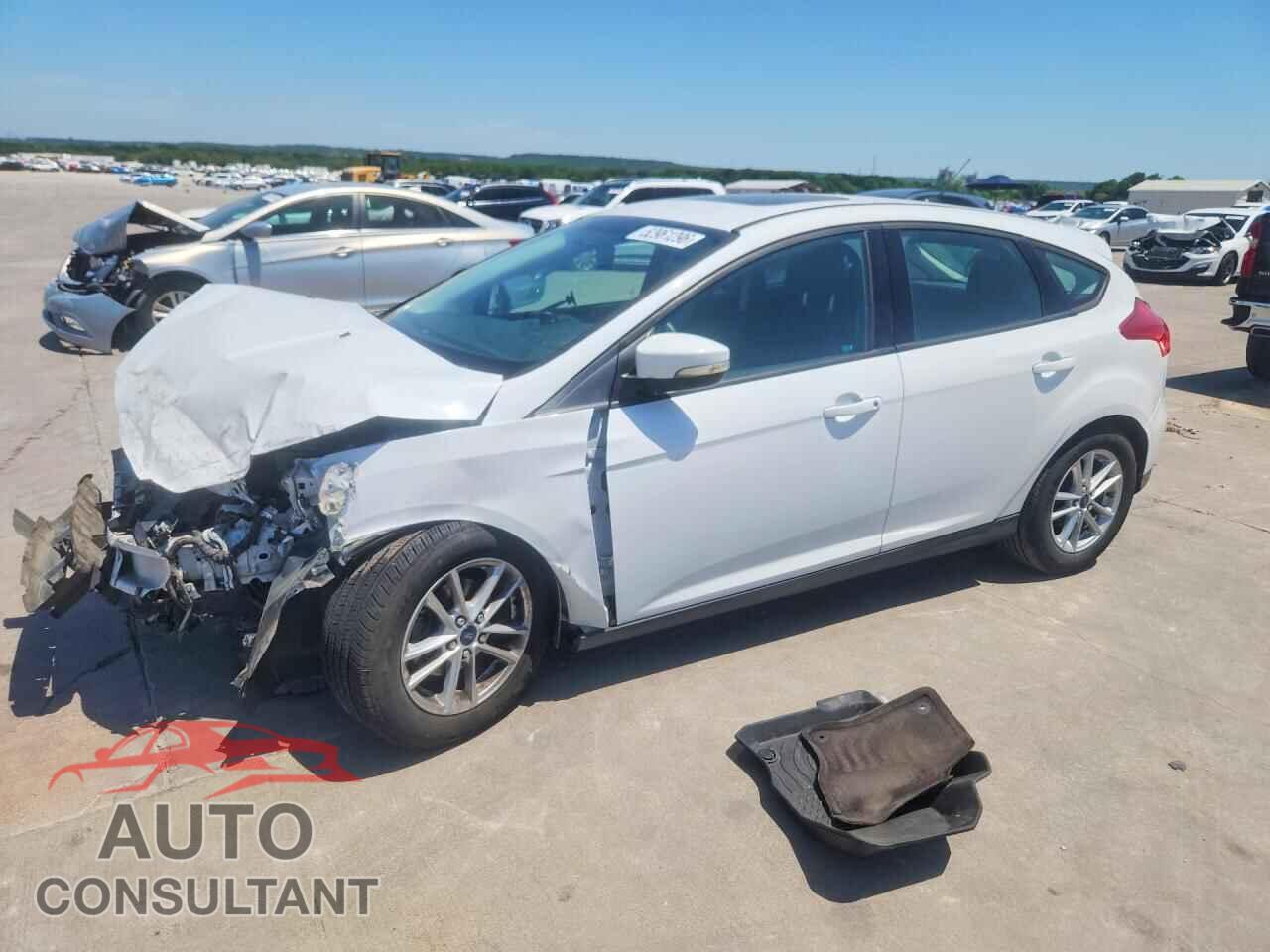 FORD FOCUS 2016 - 1FADP3K22GL263733