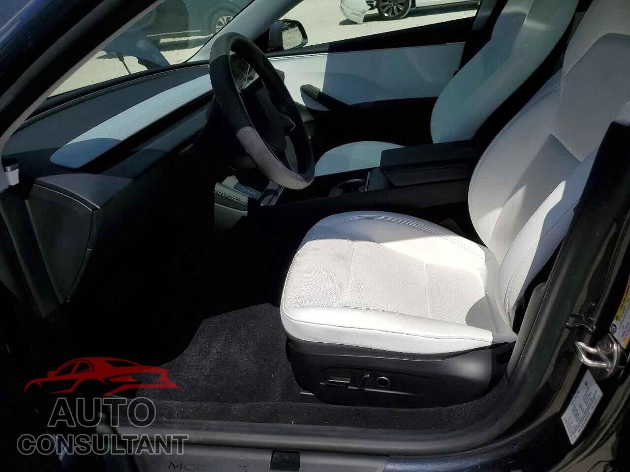 TESLA MODEL 3 2024 - 5YJ3E1EA7RF847070