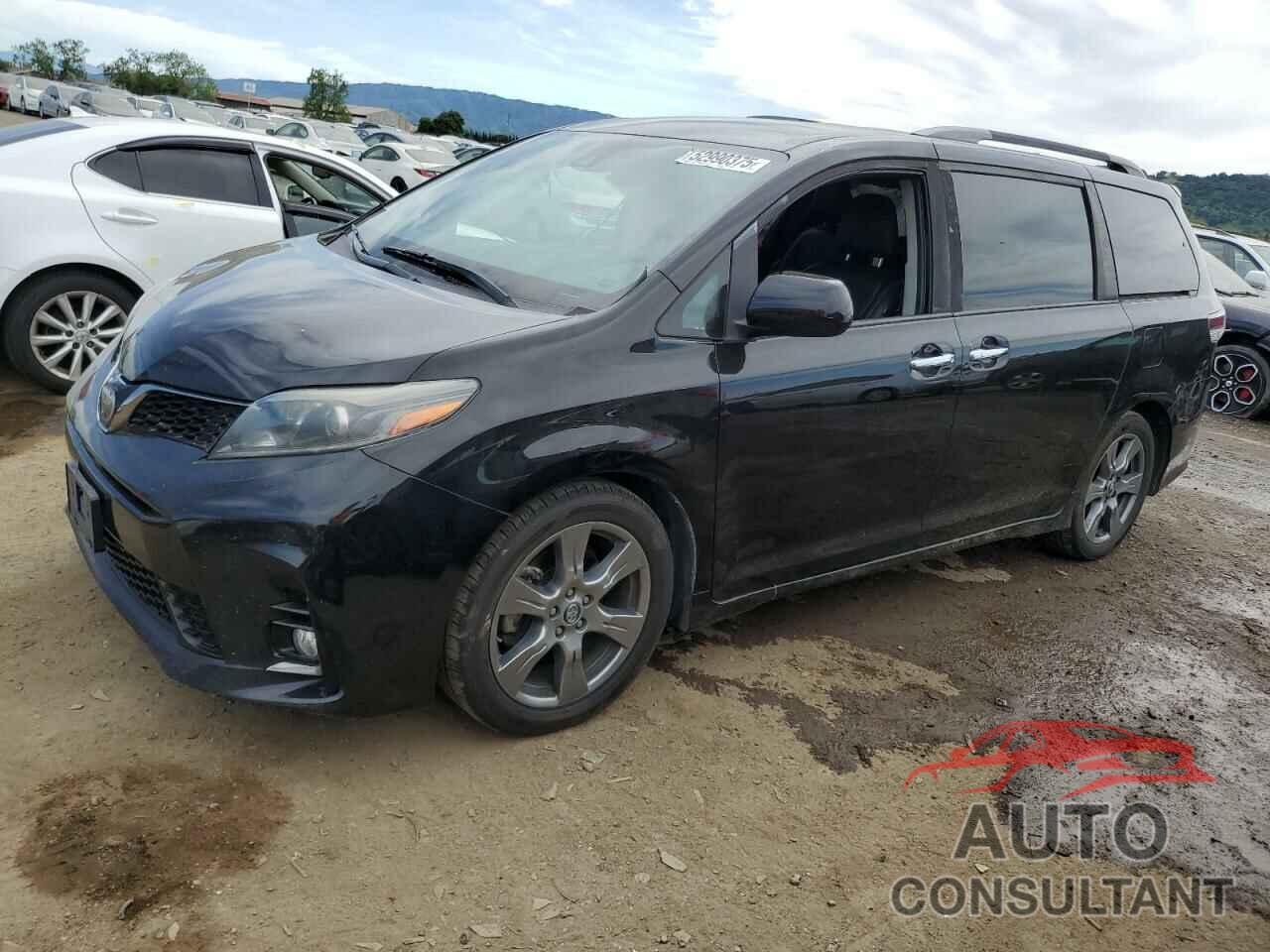 TOYOTA SIENNA 2018 - 5TDXZ3DC5JS942053