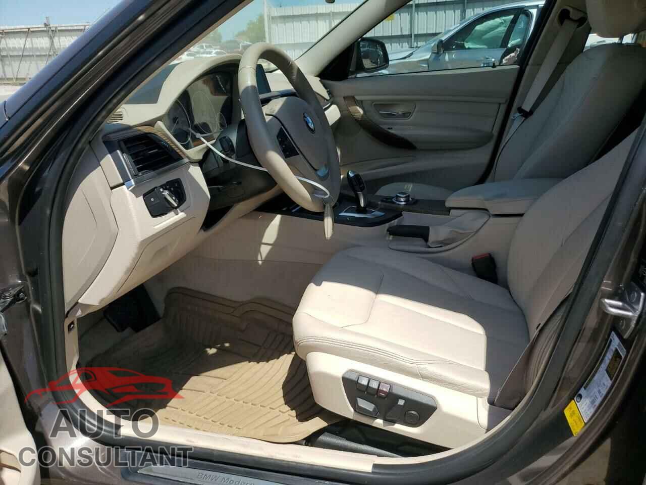 BMW 3 SERIES 2013 - WBA3A5C55DF353705