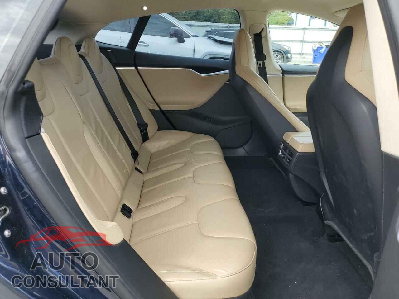 TESLA MODEL S 2013 - 5YJSA1CG1DFP04722