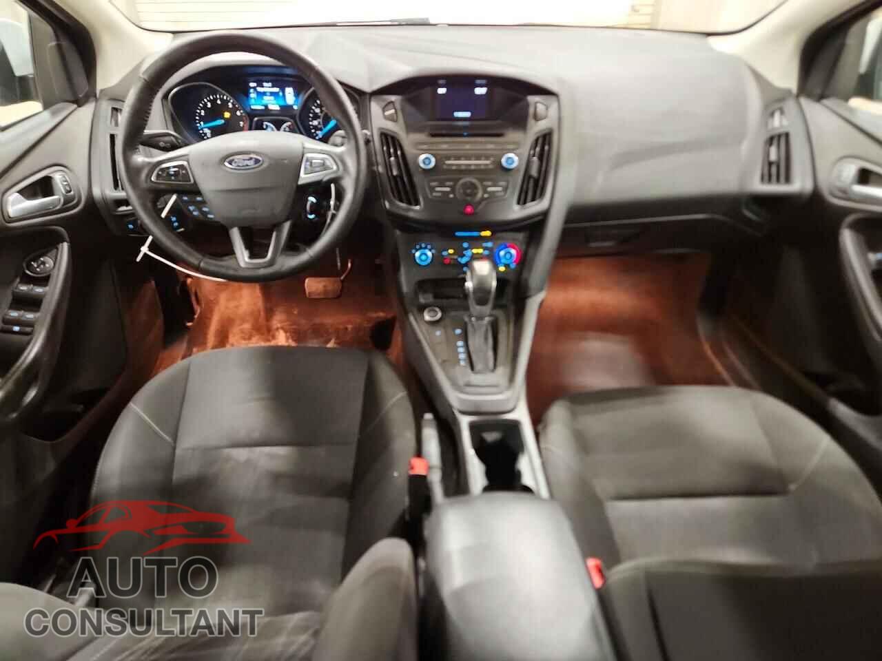 FORD FOCUS 2016 - 1FADP3K21GL400029