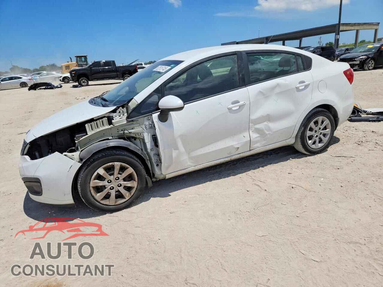 KIA RIO 2014 - KNADM4A33E6327208