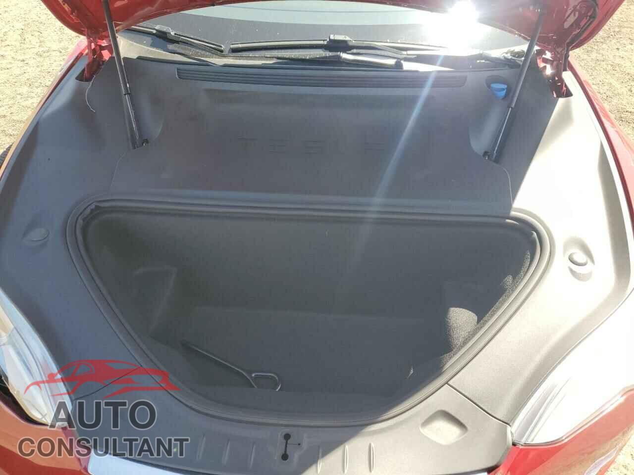 TESLA MODEL S 2018 - 5YJSA1E20JF297943