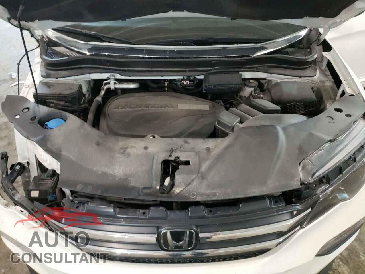 HONDA PILOT 2018 - 5FNYF6H65JB004187