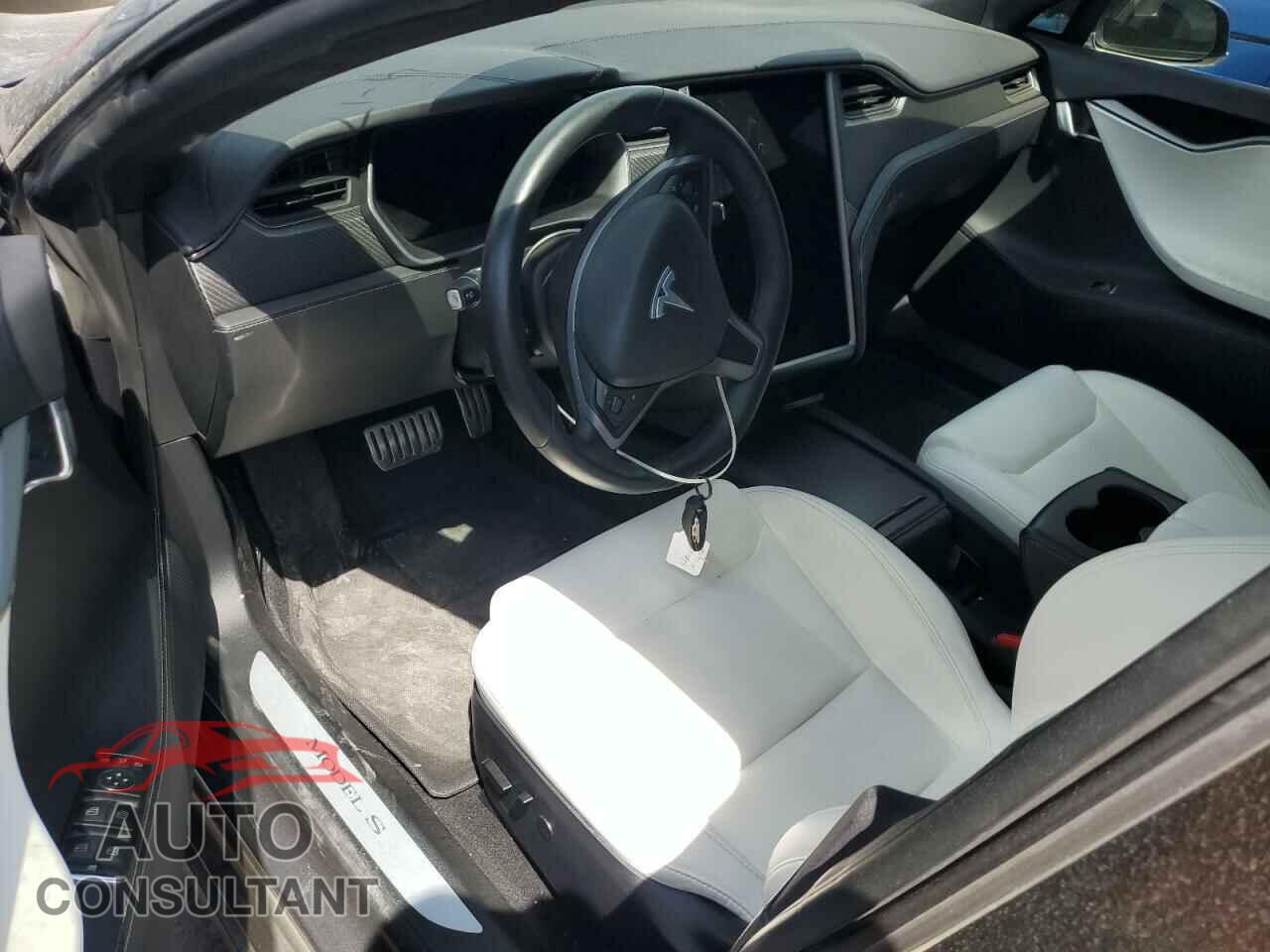 TESLA MODEL S 2021 - 5YJSA1E40MF423935