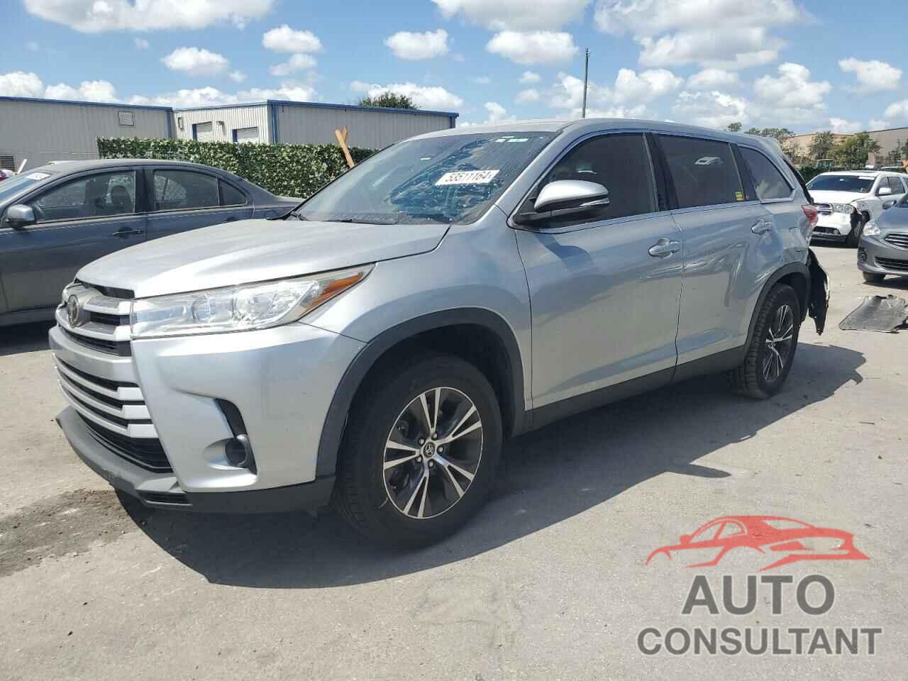 TOYOTA HIGHLANDER 2019 - 5TDZARFH9KS056539