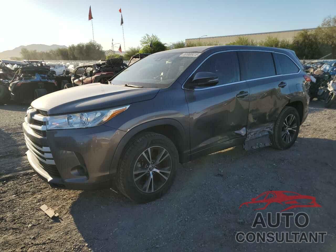TOYOTA HIGHLANDER 2018 - 5TDZZRFH7JS288435