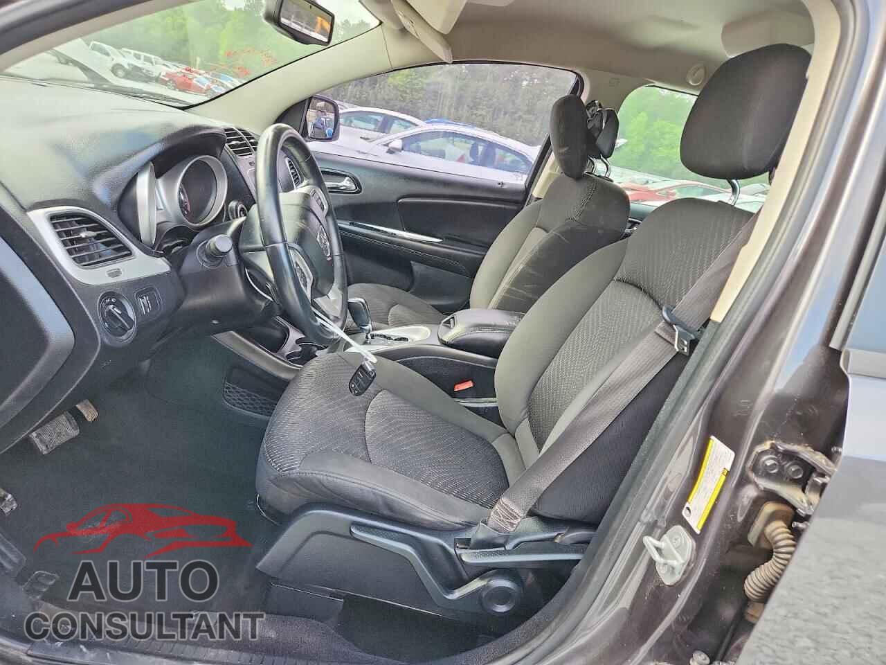 DODGE JOURNEY 2015 - 3C4PDCAB3FT531046