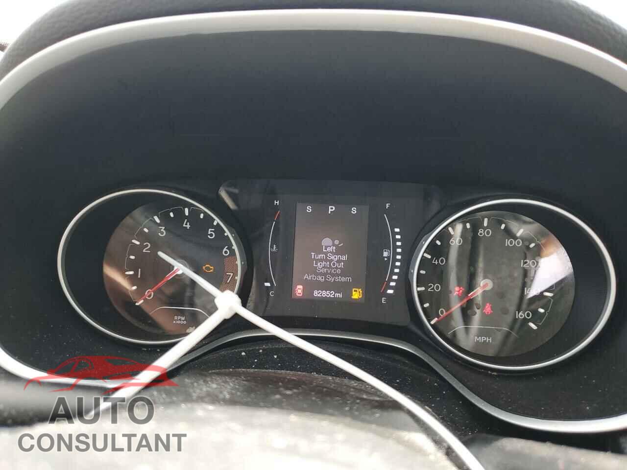 JEEP COMPASS 2018 - 3C4NJDBB2JT291162