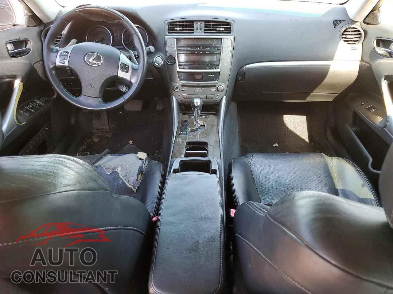 LEXUS IS 2012 - JTHBF5C22C5175180