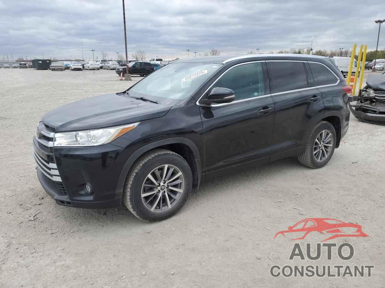 TOYOTA HIGHLANDER 2019 - 5TDJZRFH9KS593045