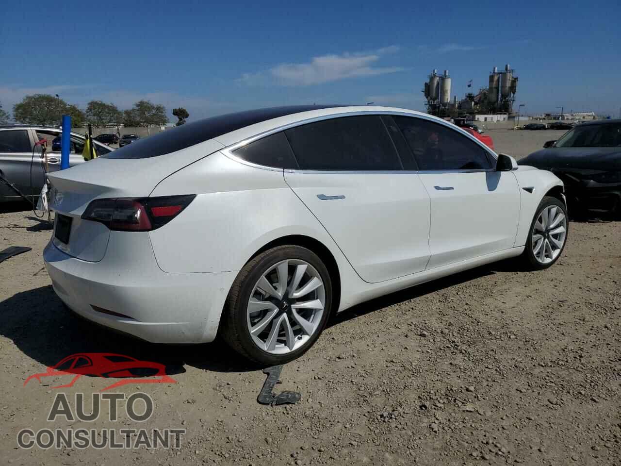 TESLA MODEL 3 2019 - 5YJ3E1EA5KF472575