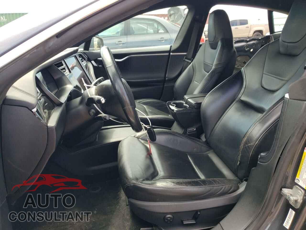 TESLA MODEL S 2016 - 5YJSA1E26GF176133
