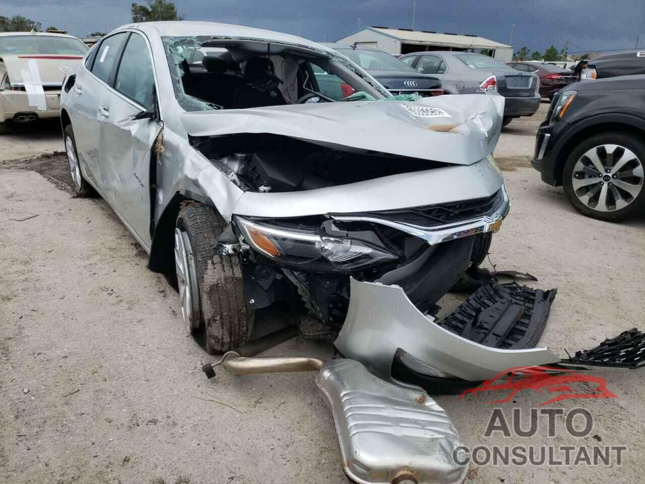 CHEVROLET MALIBU 2022 - 1G1ZD5ST7NF110234