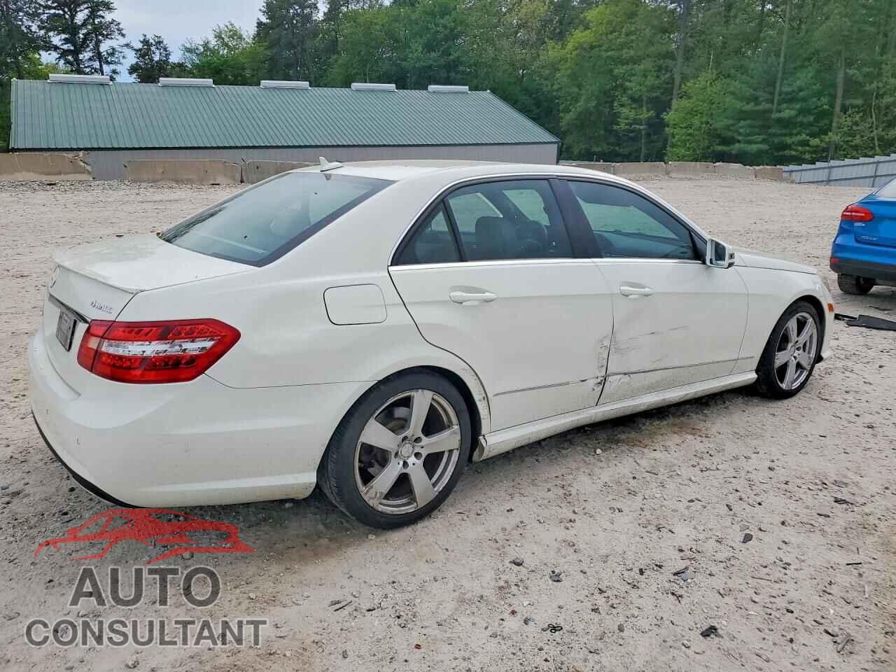MERCEDES-BENZ E-CLASS 2010 - WDDHF8HB7AA063300