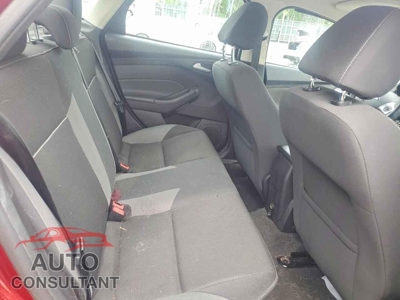 FORD FOCUS 2014 - 1FADP3F20EL243522