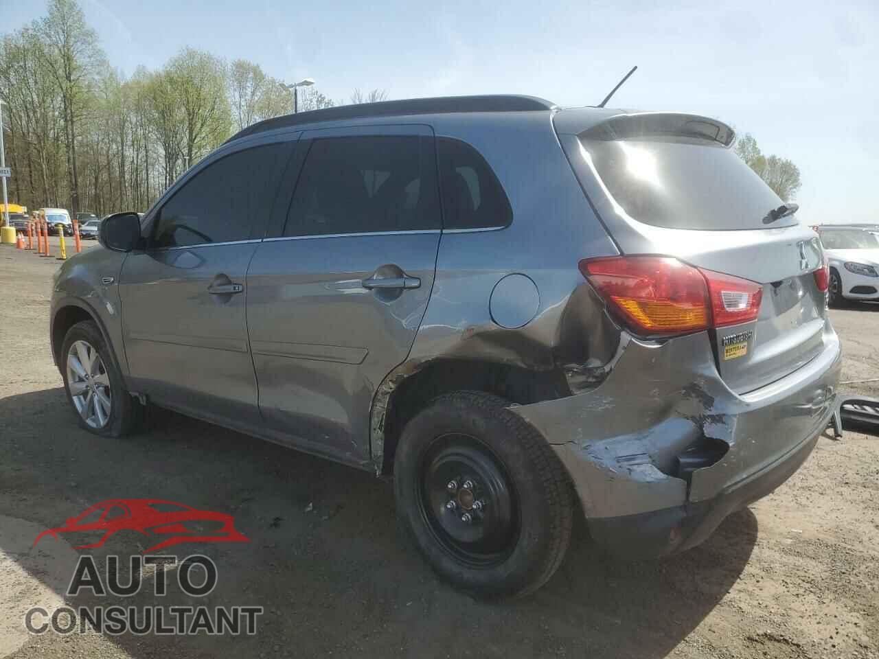 MITSUBISHI OUTLANDER 2015 - 4A4AP4AW0FE039332