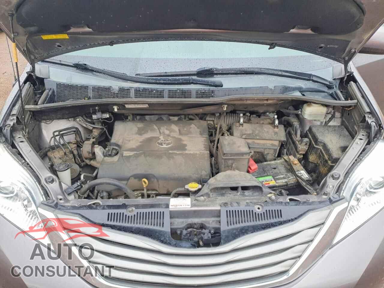 TOYOTA SIENNA 2013 - 5TDYK3DC7DS376961