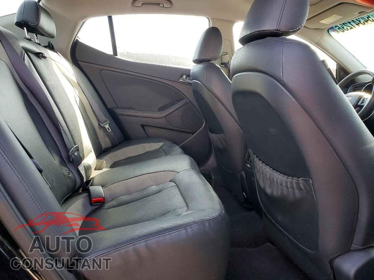KIA OPTIMA 2012 - KNAGM4AD9C5010624