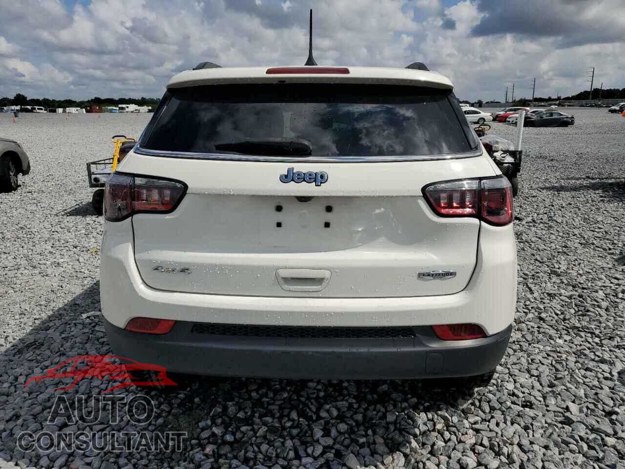 JEEP COMPASS 2020 - 3C4NJDBB2LT219705