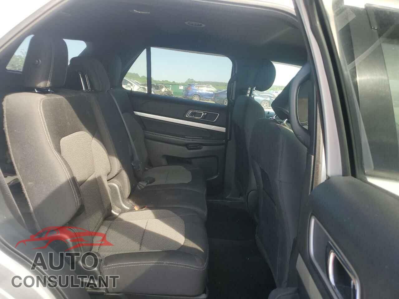 FORD EXPLORER 2017 - 1FM5K8D82HGE25507