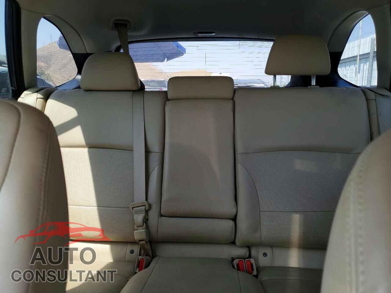 SUBARU OUTBACK 2017 - 4S4BSENC8H3301883