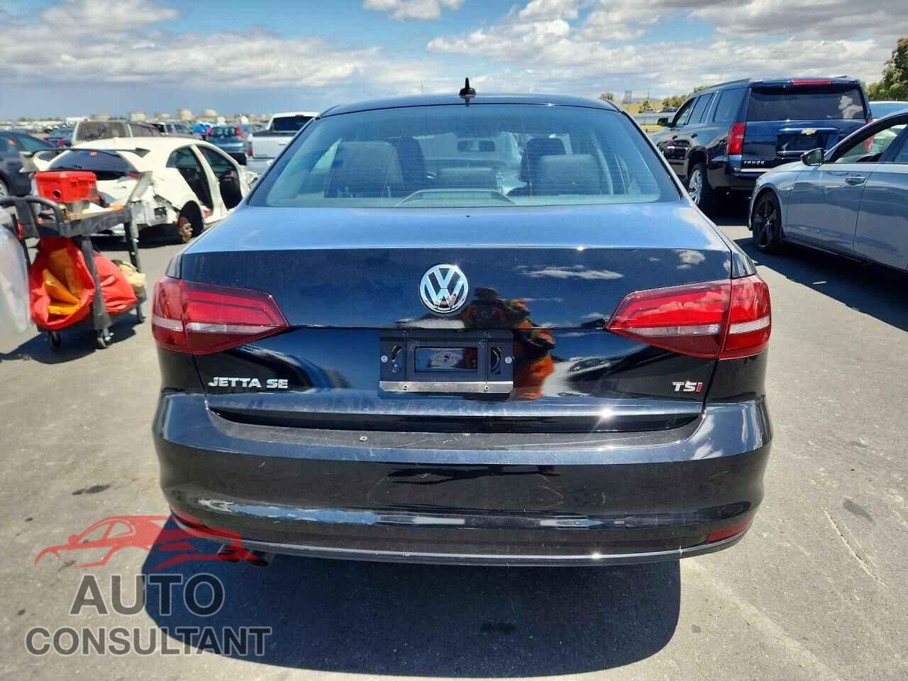 VOLKSWAGEN JETTA 2017 - 3VWDB7AJ9HM204524