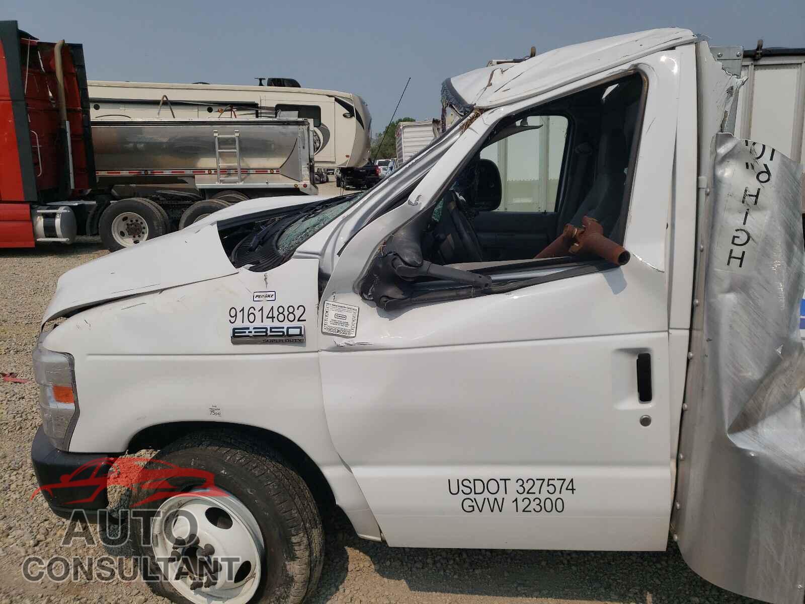 FORD ECONOLINE 2019 - 1FDWE3FS9KDC22906