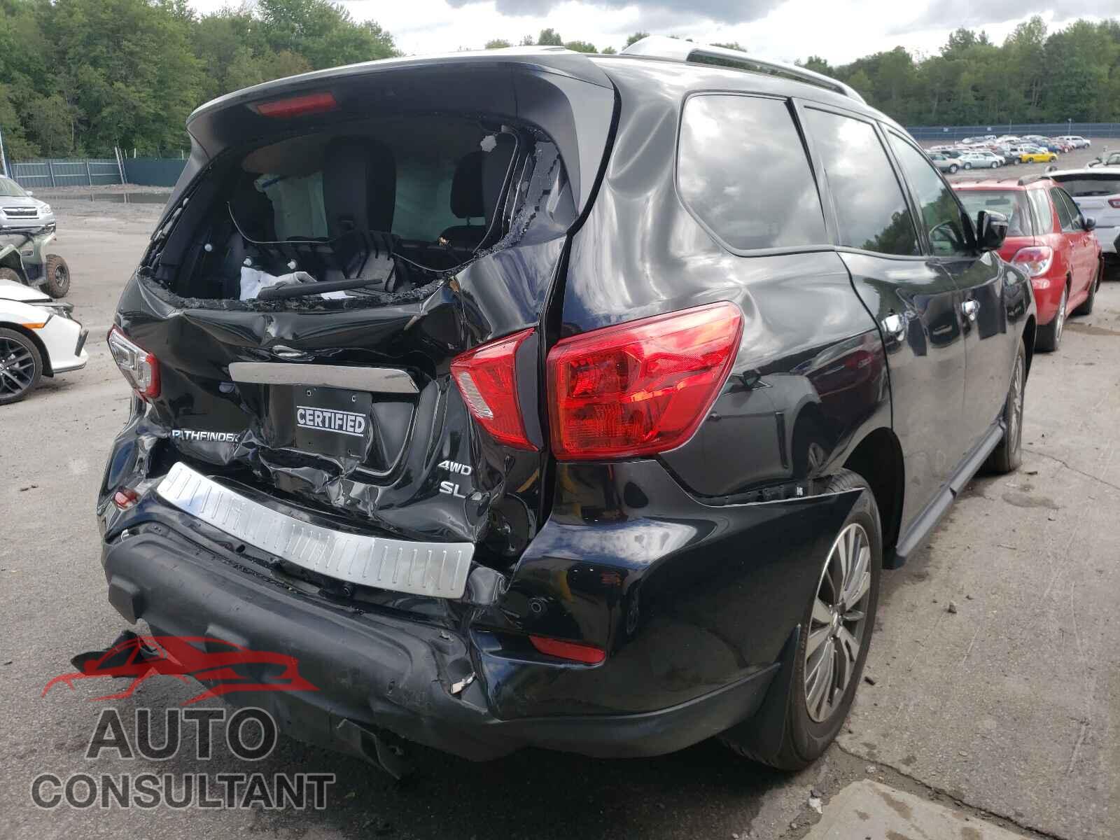 NISSAN PATHFINDER 2018 - 5N1DR2MM6JC669952