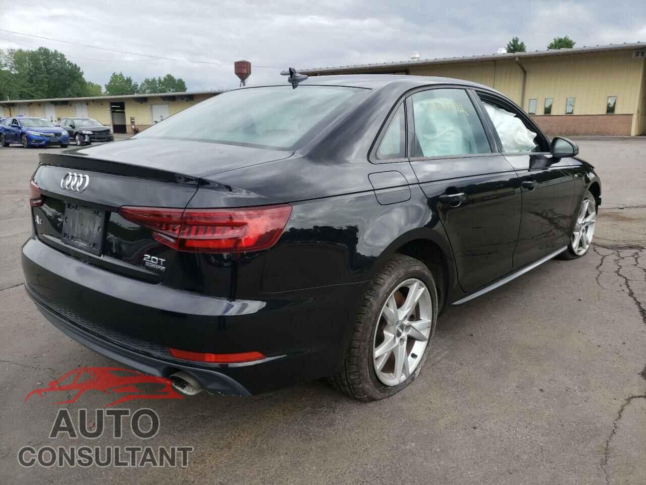 AUDI A4 2018 - WAUDNAF49JA070382