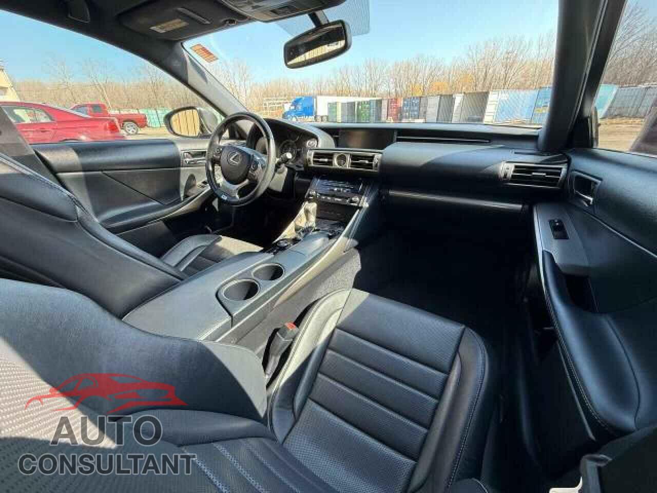 LEXUS IS 2014 - JTHCF1D27E5014113