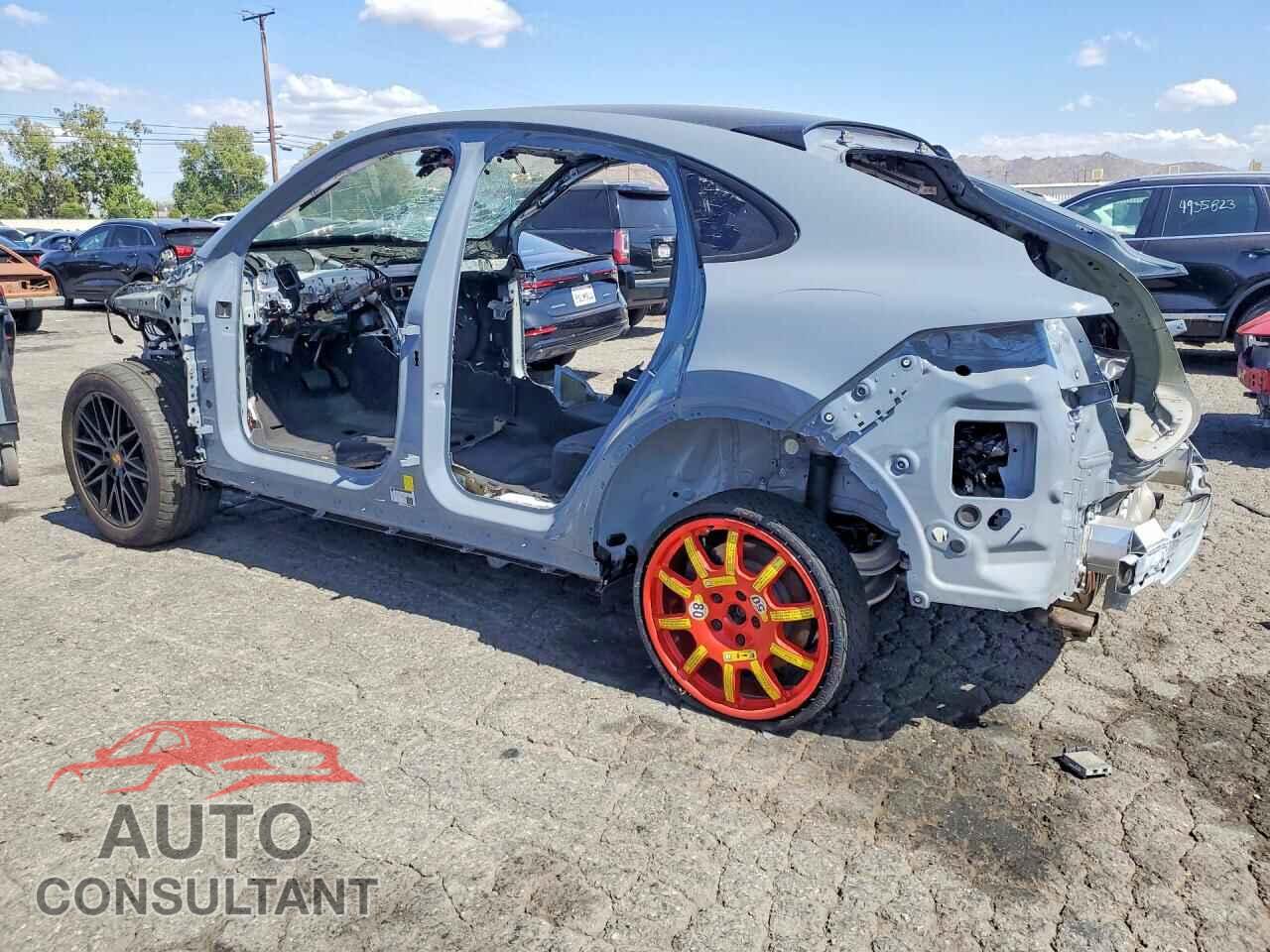 PORSCHE CAYENNE 2024 - WP1BA2AYXRDA54268