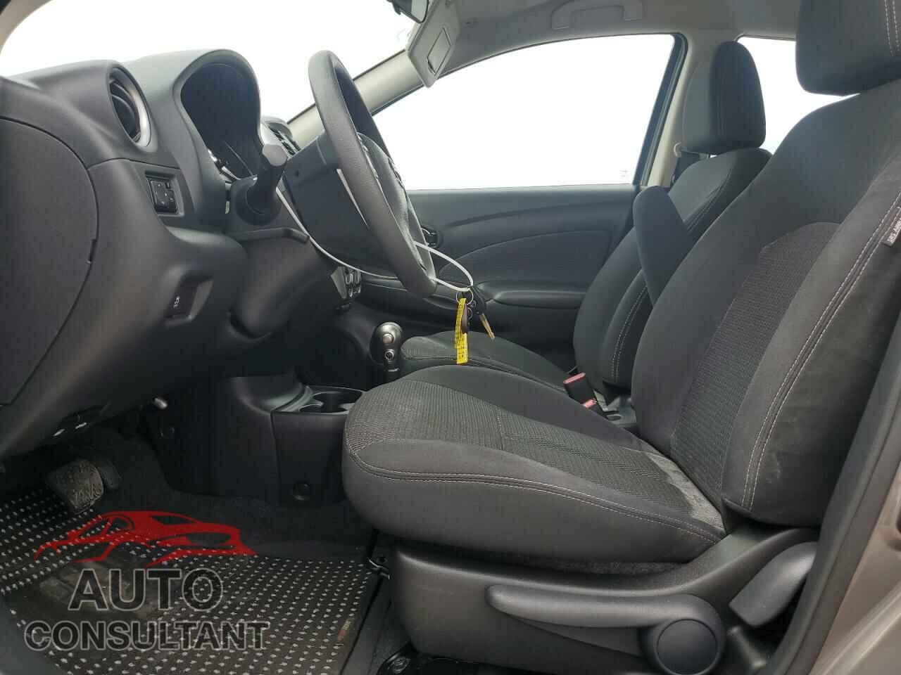 NISSAN VERSA 2015 - 3N1CN7AP3FL953321